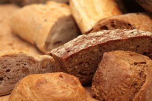 Dürfen Hunde Brot essen